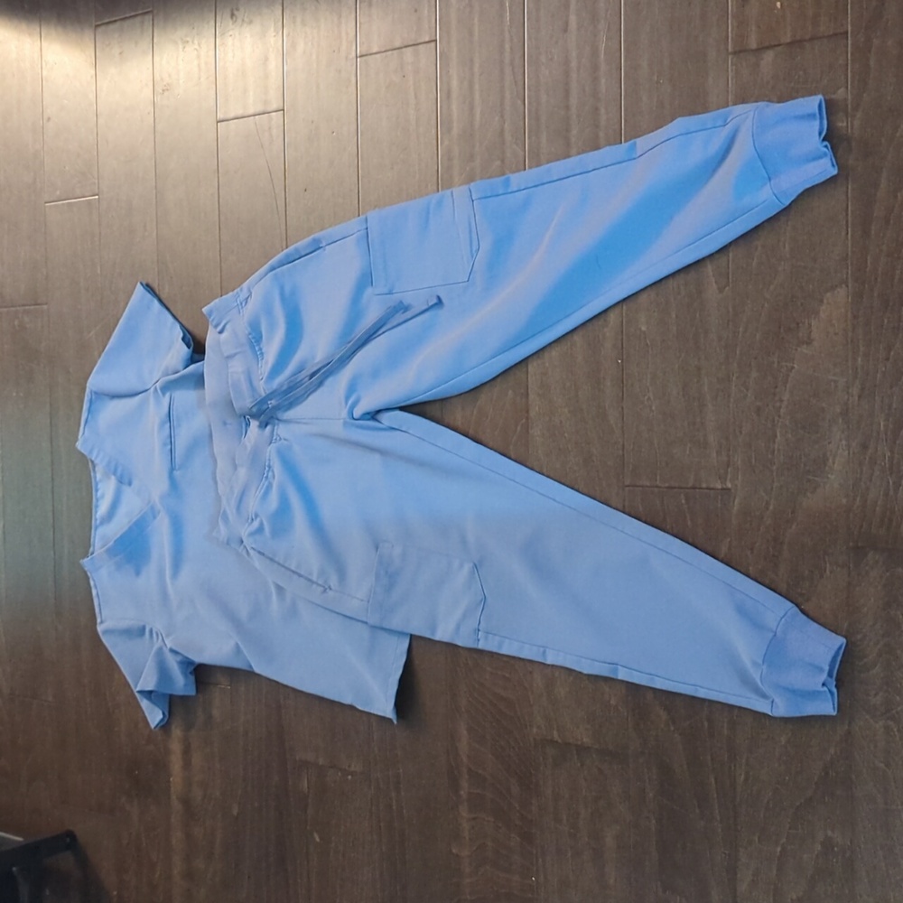 Mandala XSP Dusty Blue Scrub Set